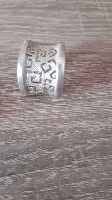 Сребърни пръстени