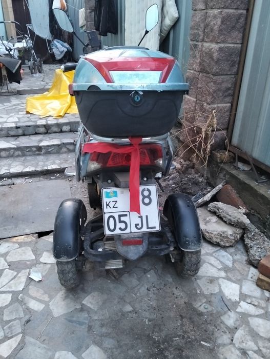 ПРОДАМ трицикл Ynxiang