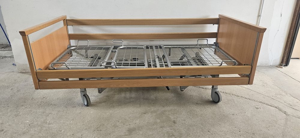 Pat manual pat spital pat ingrijire la domiciliu