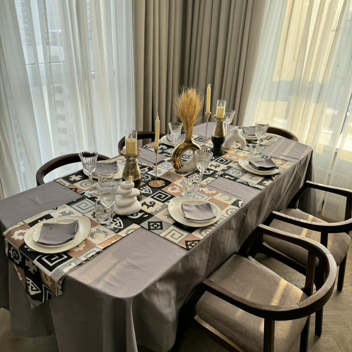 Скатерти и раннеры в подарочной упаковке!