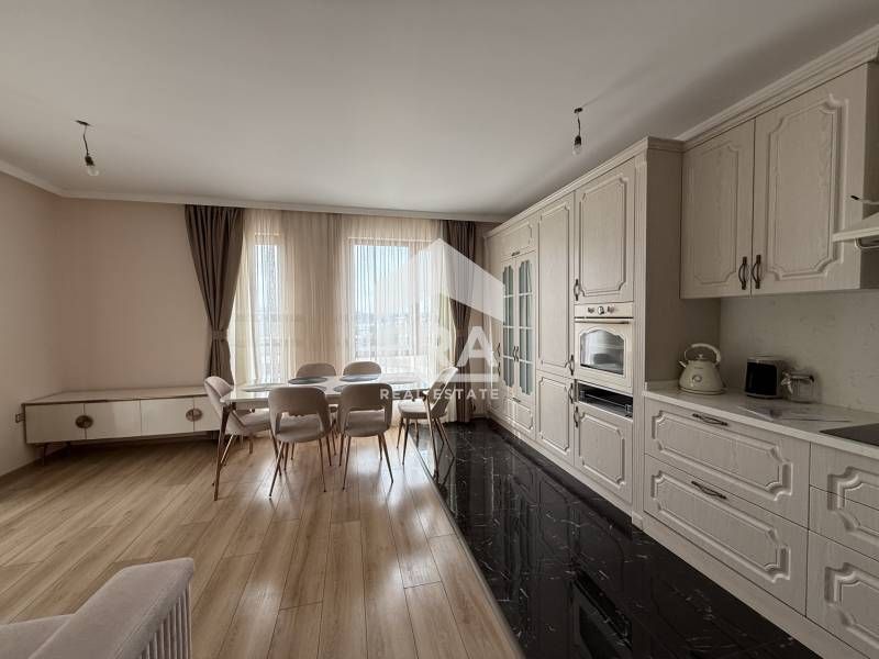 Продава се Тристаен апартамент в Варна, Трошево - 95 кв.м за 3222 €/кв.м - Снимка #2