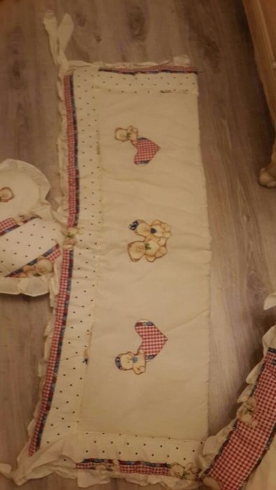 Бортики в кроватку