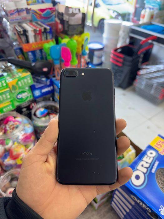 Iphone 7 plus с гарантии