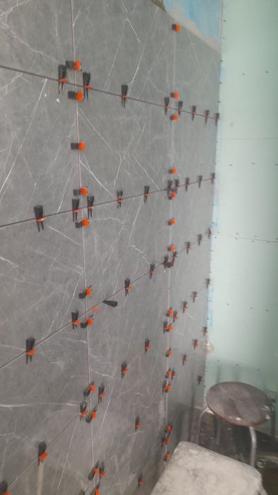 Услуги кафельщика, ремонт квартир.