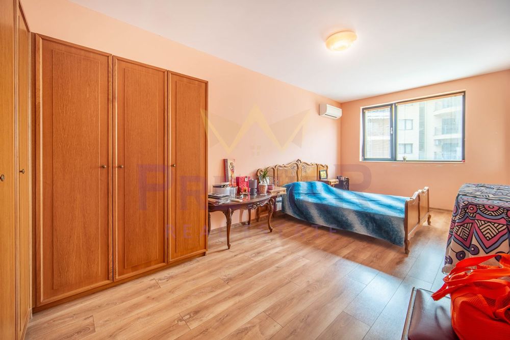 Продава се Тристаен апартамент в Варна, Левски - 102 кв.м за 2550 €/кв.м - Снимка #3