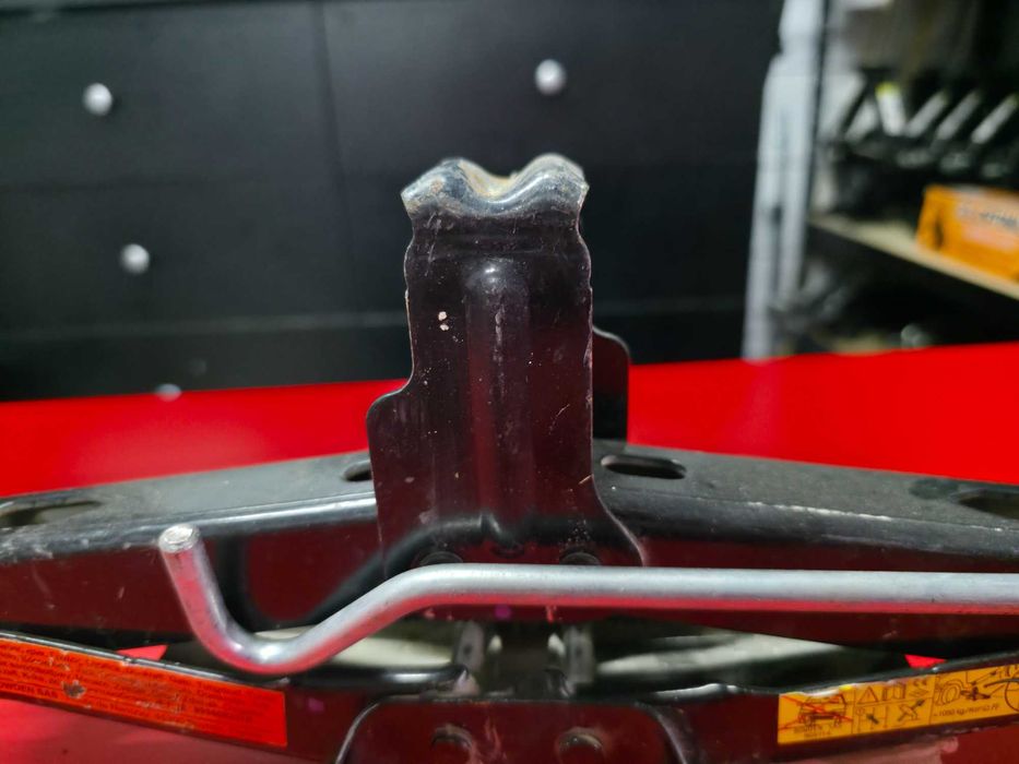 Cric Auto OEM Dacia Duster Renault Captur Nissan Juke Qashqai