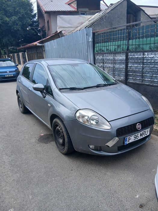 Vând Fiat grande punto