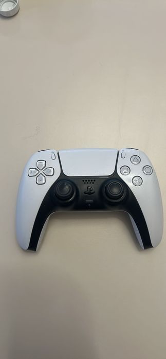 Контролер за PS5