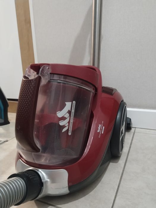 Продам Пылесос Tefal Compact Power XXL