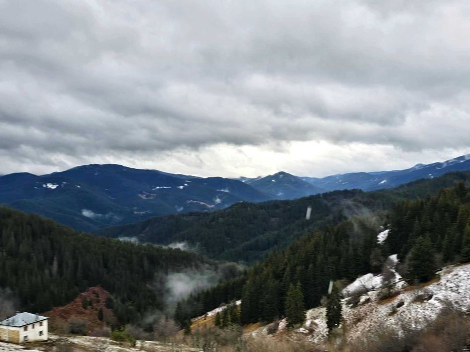 Продава се Парцел в с. Зорница, Област Смолян - 430 кв.м за 20 €/кв.м - Снимка #3