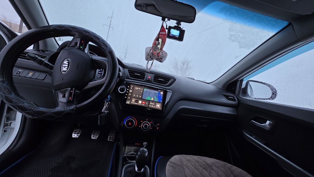 Продам kia Rio 2014