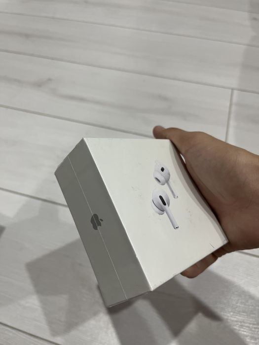 Продам Новые AirPods Pro 2