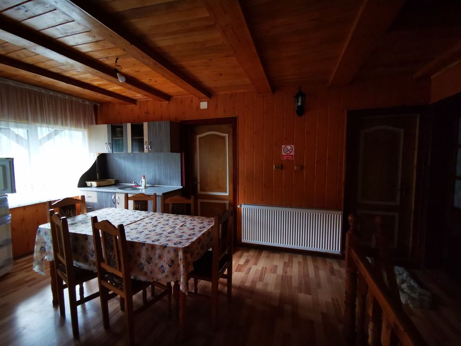 Scaun de lemn de vanzare