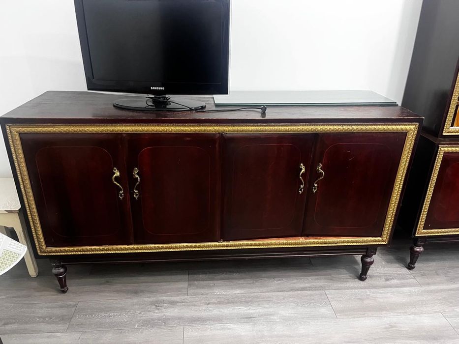 Антикварные буфеты камоды тумбы