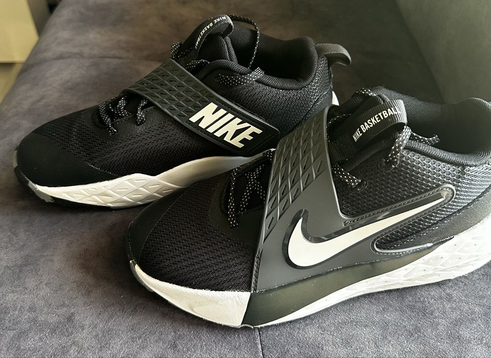 Nike високи обувки