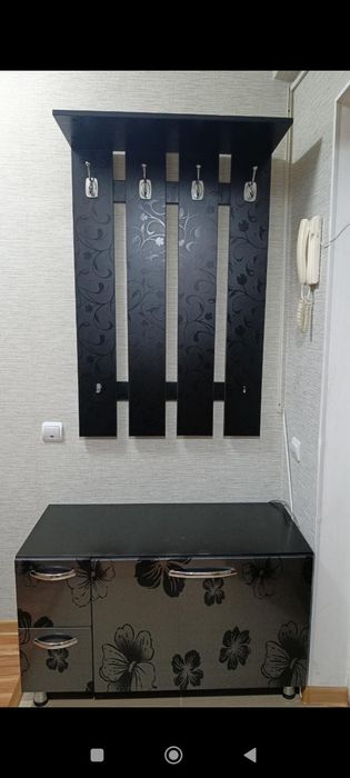 Шкафчик для прихожей