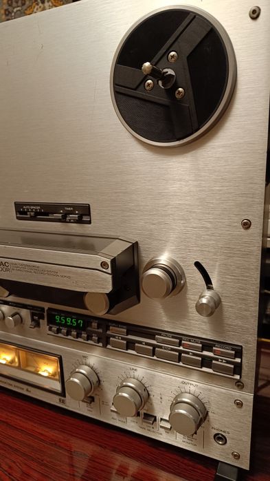 Магнитофон TEAC  X-1000R