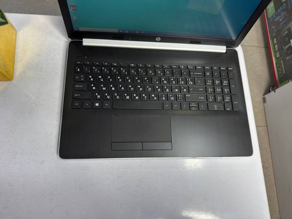 HP core i5 HDD+SSD ga ega holati ideal