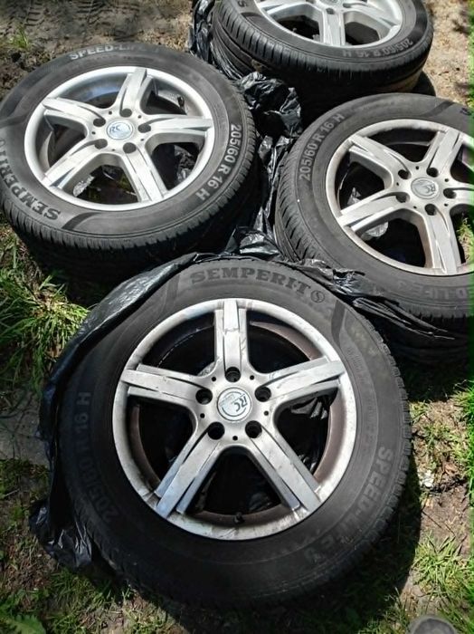 Алуминиеви Джанти с Летни Гуми за Mazda 205 / 60 / 16 с DOT 4619