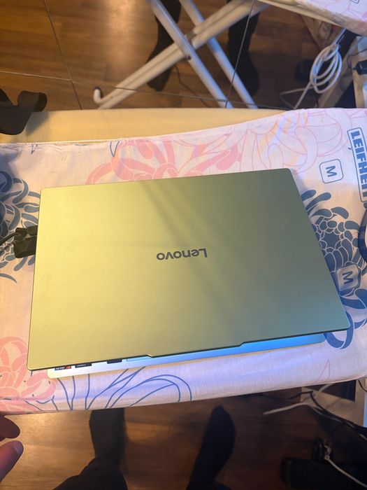 Laptop lenovo ca nou – 3 luni vechime – Garanție inclusă