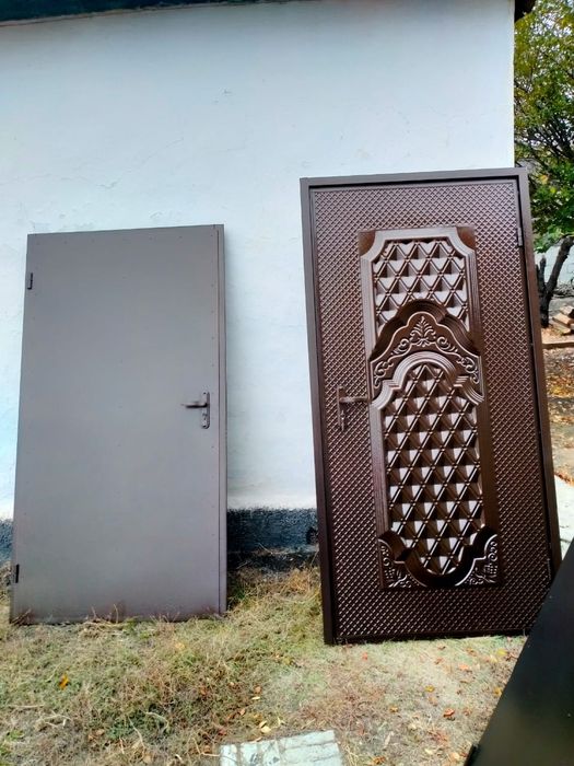 Двери металические