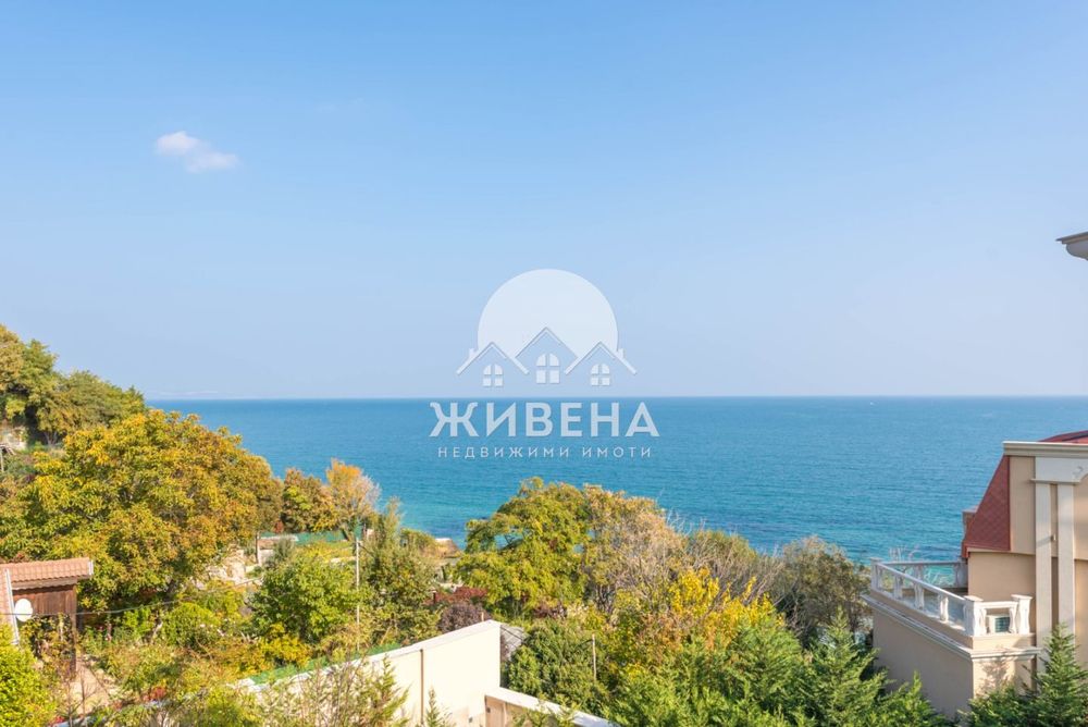2-стаен в Варна, област-м-т Кабакум площ 75