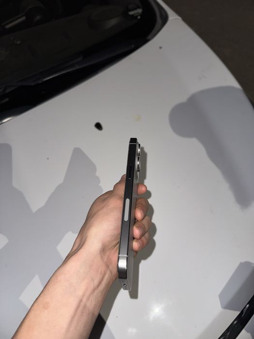 iphone 15 pro max Lla kelishamz