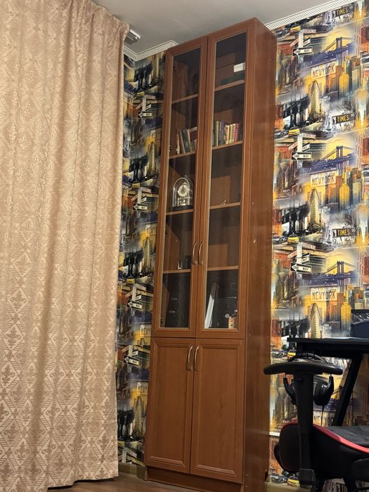Шкаф стенка для книг продается