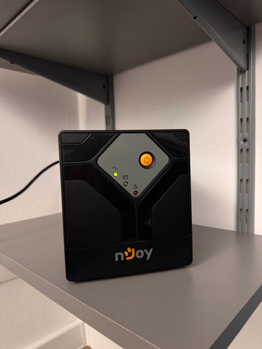 UPS NJoy Septu 1000VA/600W Reglaj Automat al Tensiunii 4 prize schuko