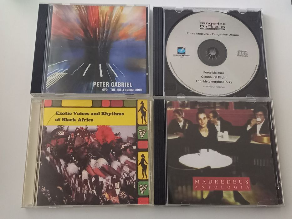 Неофициални дискове с музика