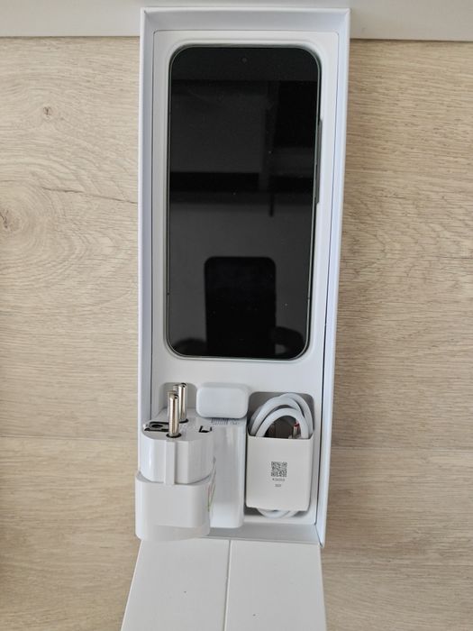 Xiaomi 17 ProMax Green, Purple 12/512GB