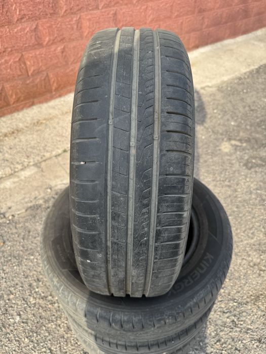 Комплект шин Hankook 195/65R15