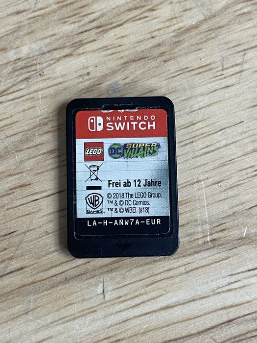 Nintendo switch + 2 jocuri cadou