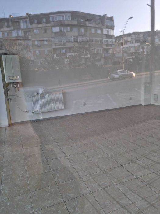 Spatiu Comercial central 30mp