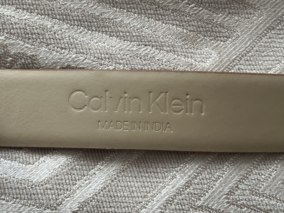 Женский ремень Calvin Klein размер 75