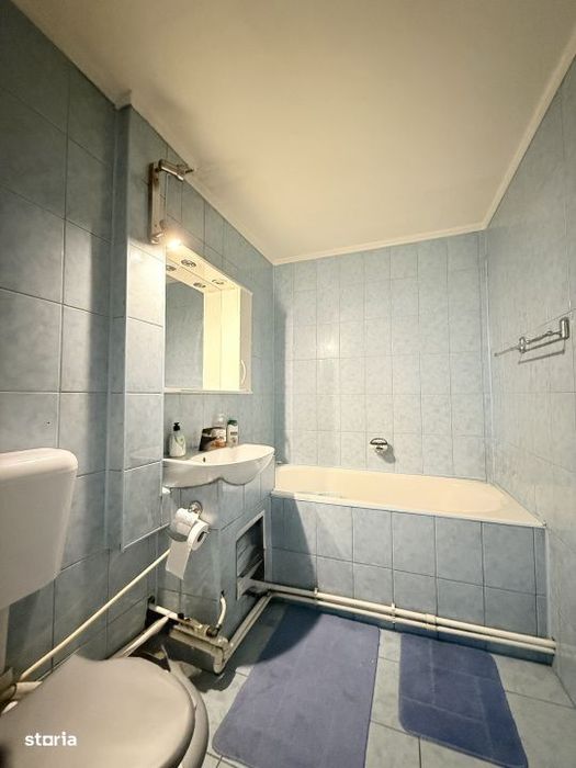 Apartament cu 3 camere de inchiriat – Zona Anda