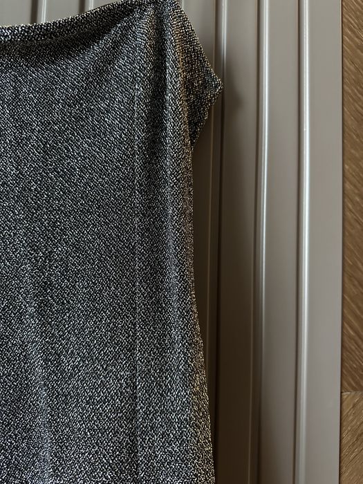 Къса блестяща рокля от H&M