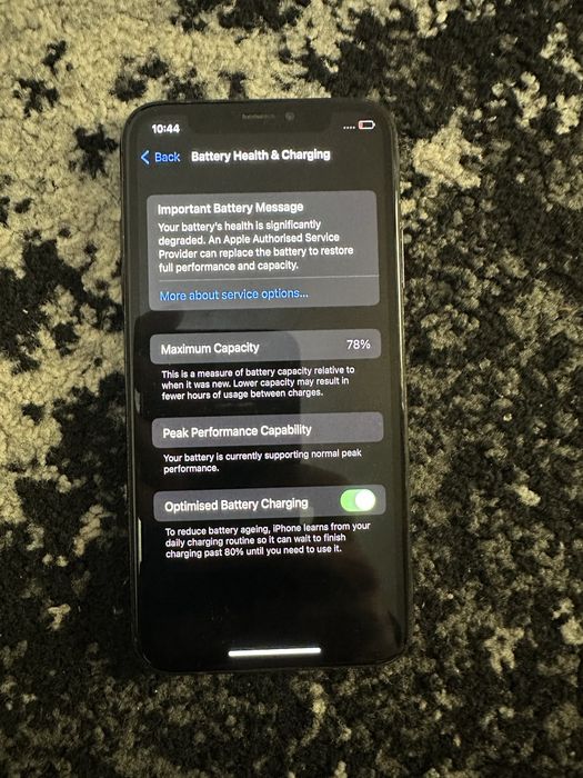 Vând iPhone X 64 gb