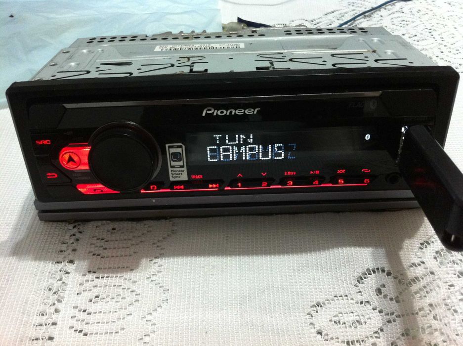 Radio CD MP3 player JVC KDR871BT cu Bluetooth, AUX, USB (statie