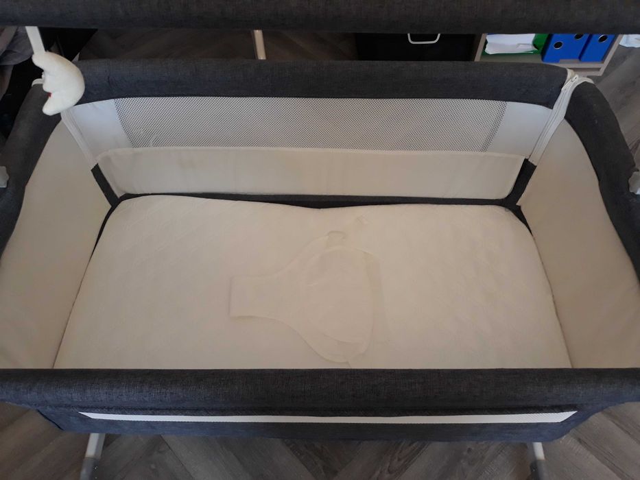 Продам кроватку для малыша