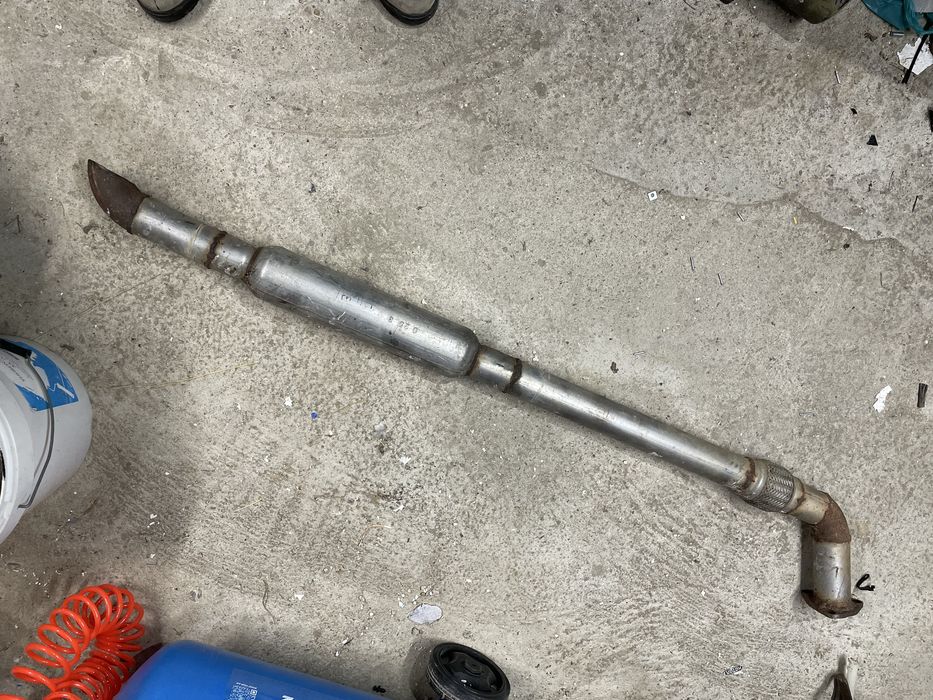 Ауспух Nissan Patrol 2.8