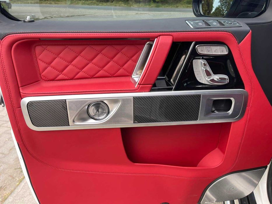 Mercedes-Benz G63 AMG Face Pack