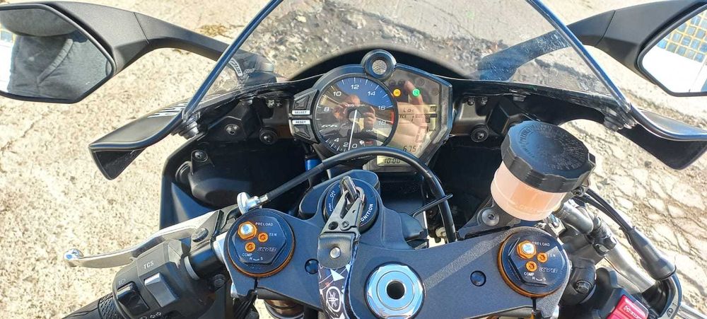 Продавам - Yamaha YZF-R6