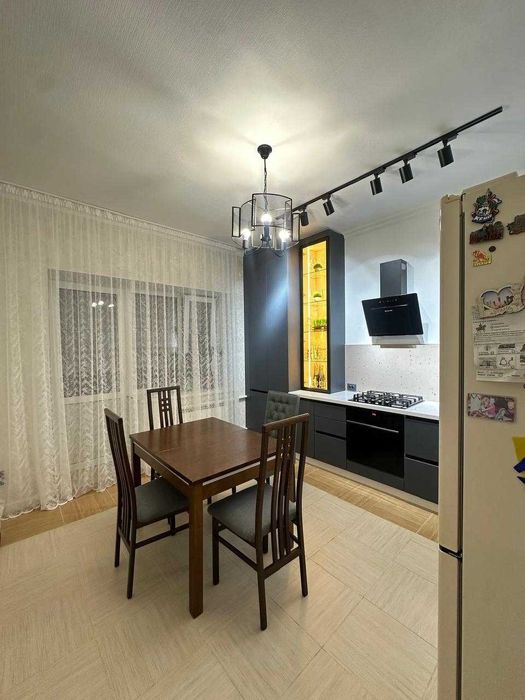 продам 2 комнатную на Шанхае