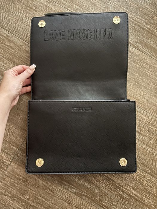 Чанта Love moschino