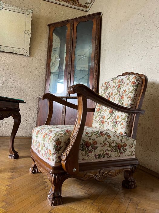 Set mobilier de arta, sculptat - lemn fag / nuc_Craiova