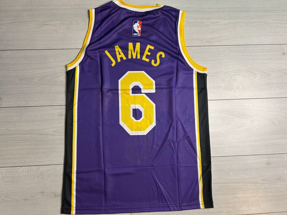 Maieu lakers James 6