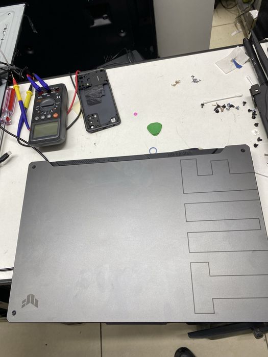 Продам мощный игровой ноутбук