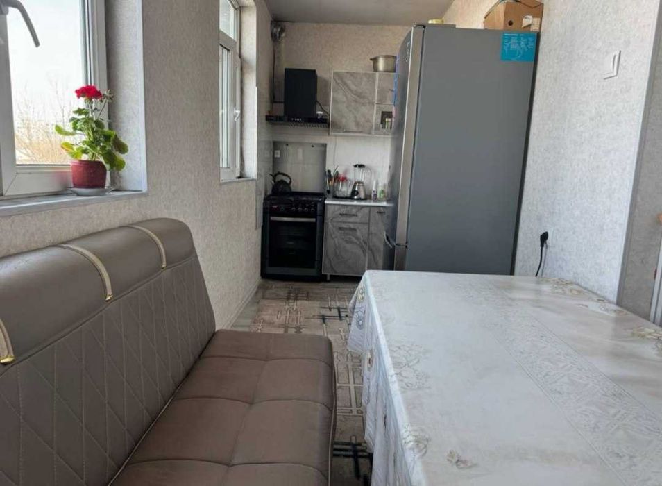 Юнусабад 11 кв 2/4/4 (58м2) Хавас маркет. Чуткий состояна