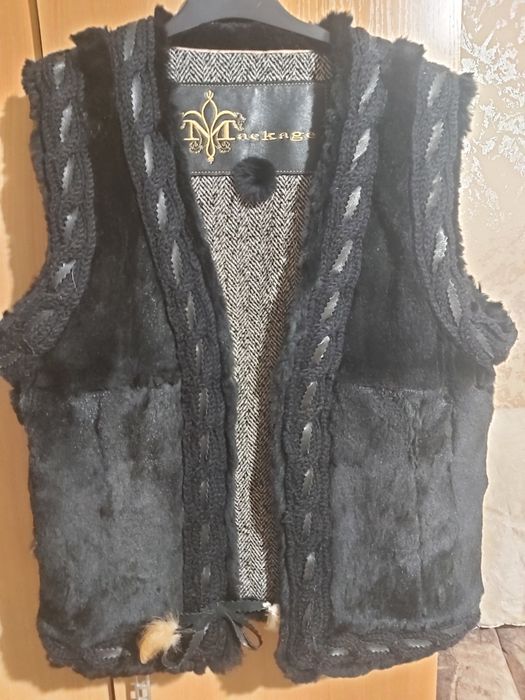 Жилетка с естествен пух